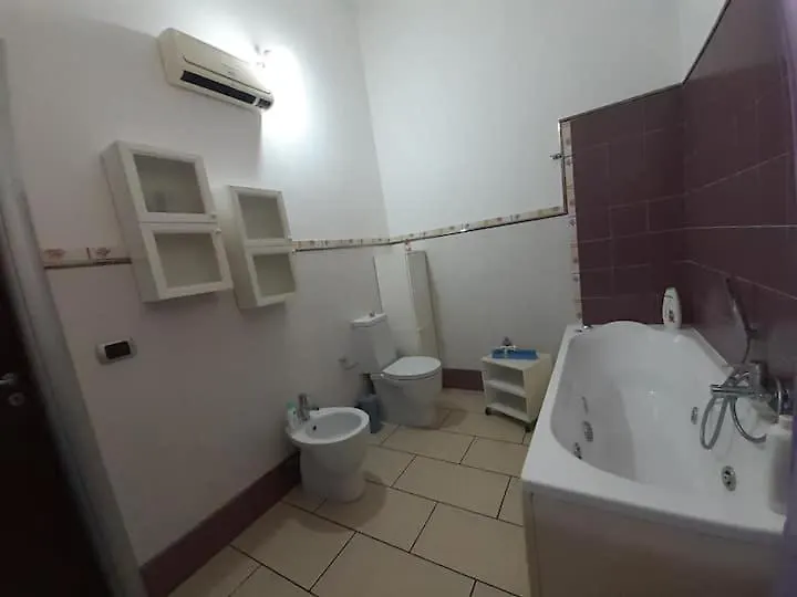 Villa Enea - ad uso esclusivo dei nostri ospiti Solarino 0*,